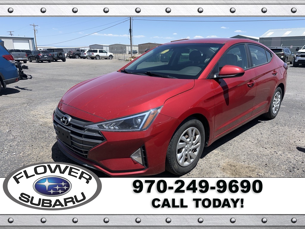 2020 Hyundai Elantra SE photo 3