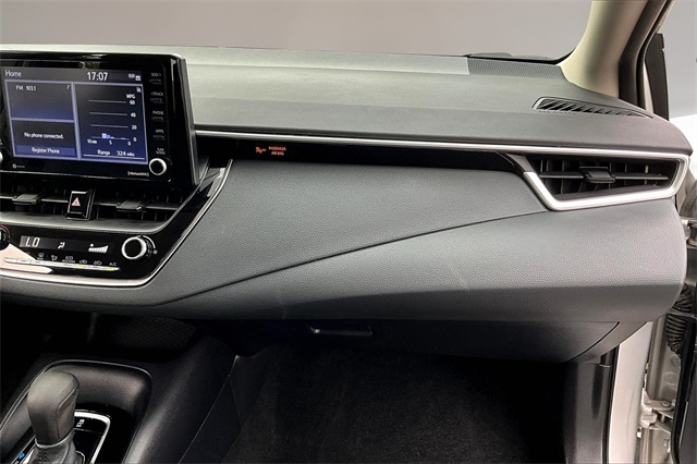 2022 Toyota Corolla LE photo 14