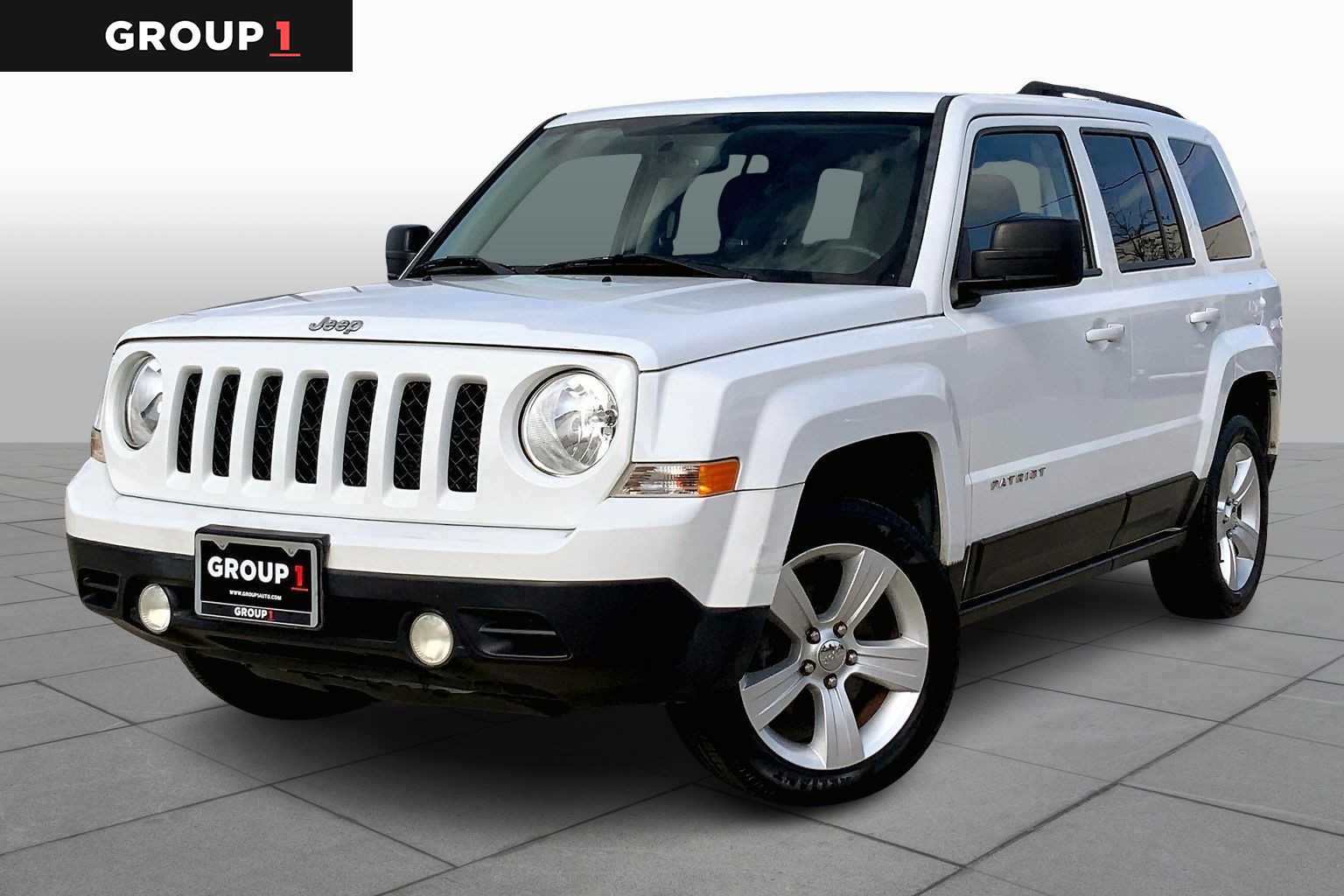 2016 Jeep Patriot Latitude's photo