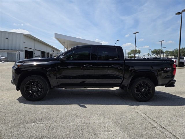 2025 Chevrolet Colorado Z71 photo 3