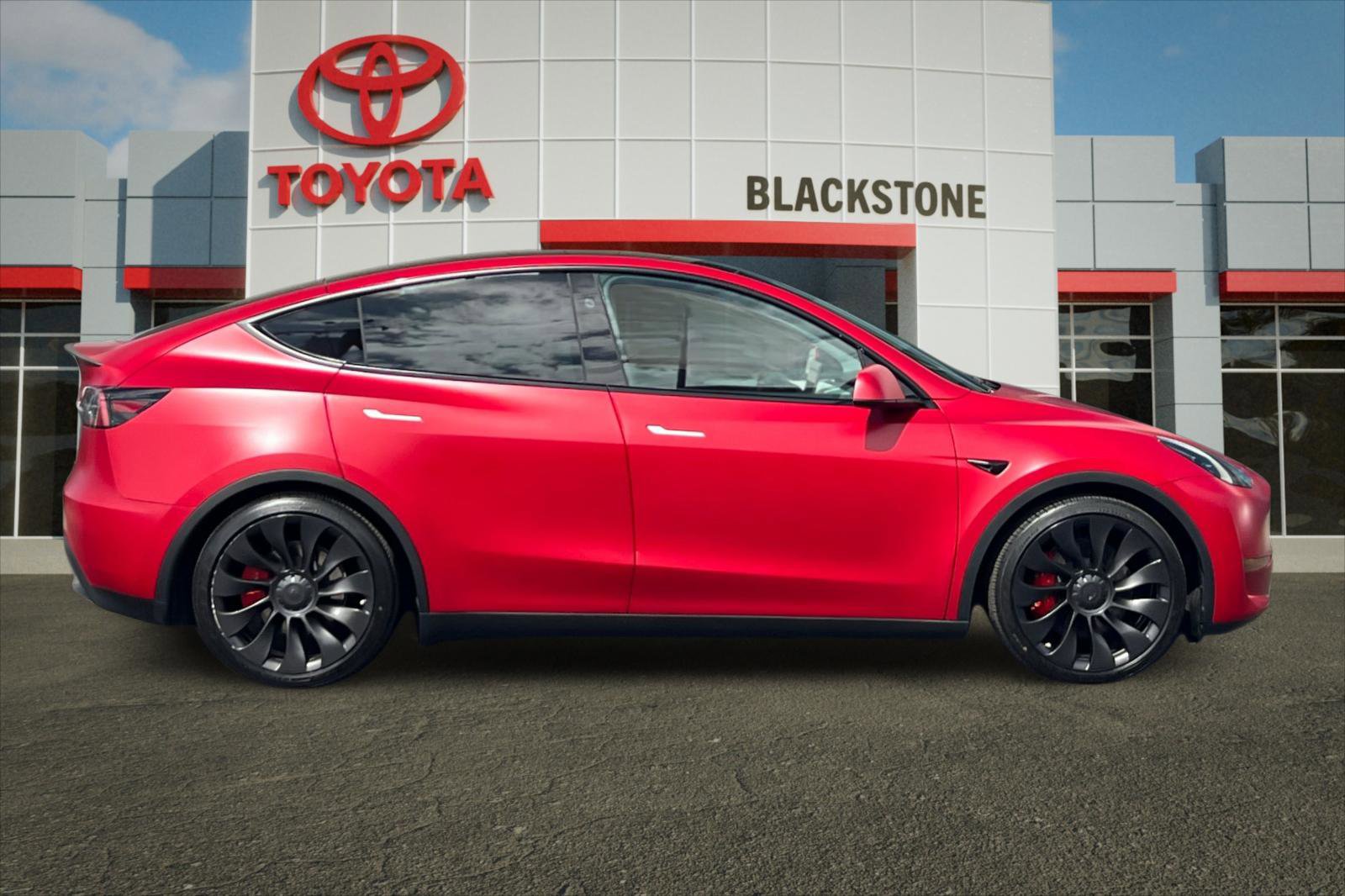 Used 2023 Tesla Model Y Performance with VIN 7SAYGDEF3PF905253 for sale in Fresno, CA