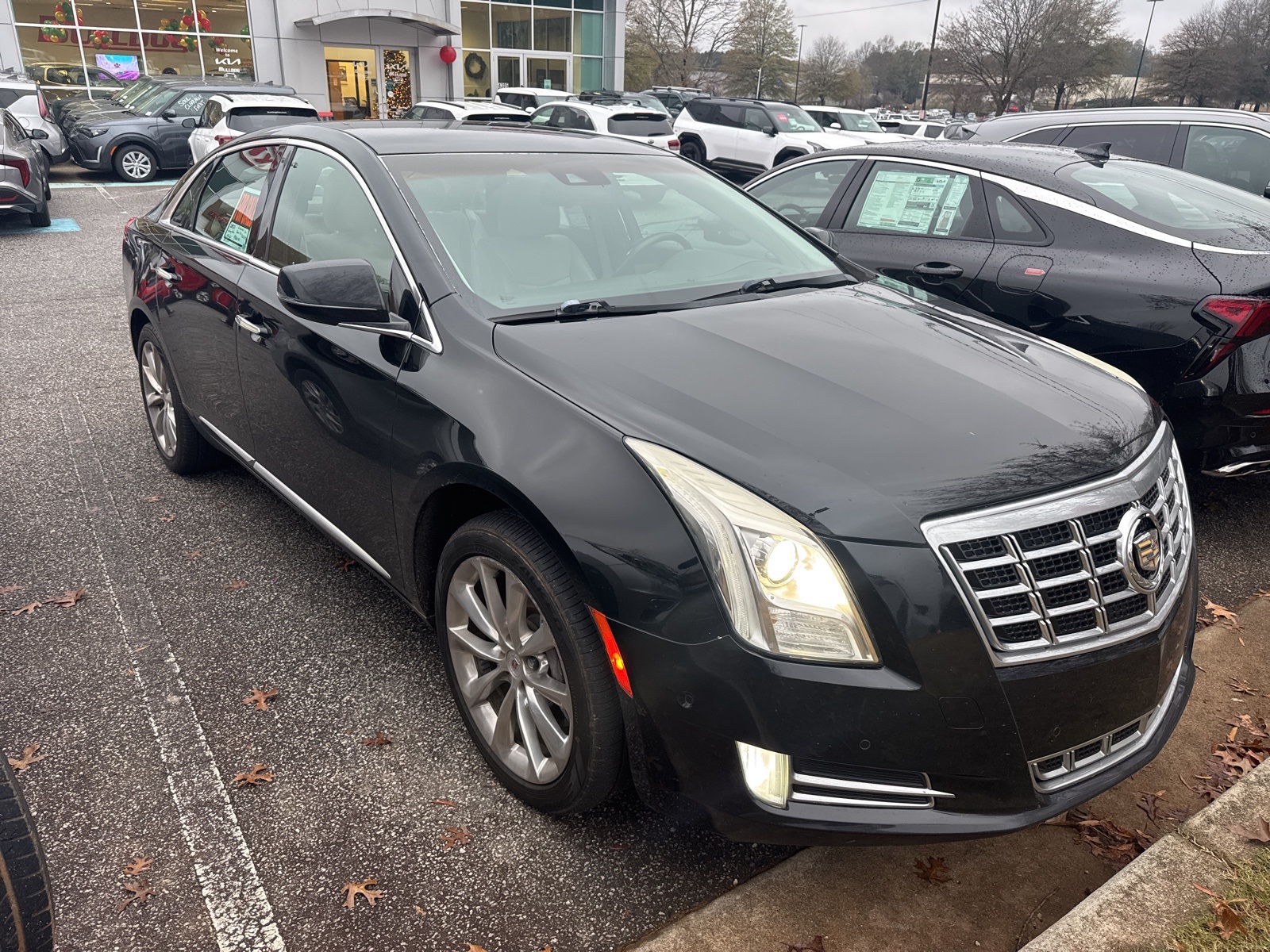 2014 Cadillac XTS Luxury Collection's photo