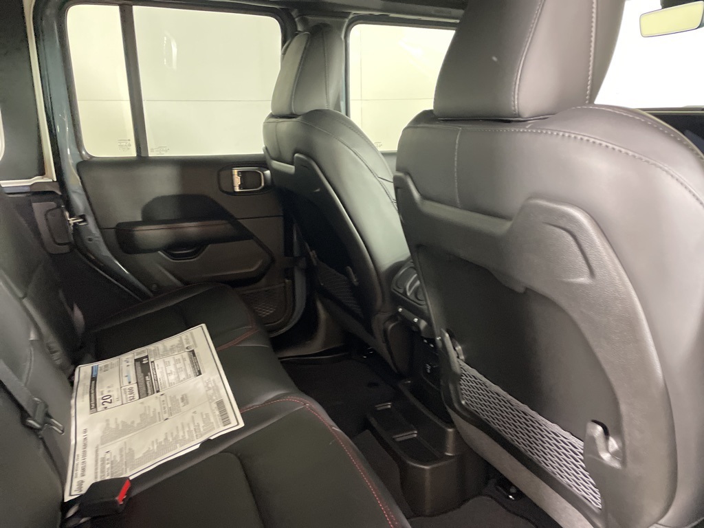 2025 Jeep Wrangler Rubicon X photo 15