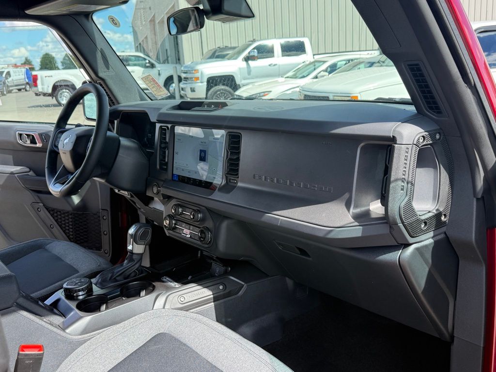 2025 Ford Bronco Big Bend photo 13