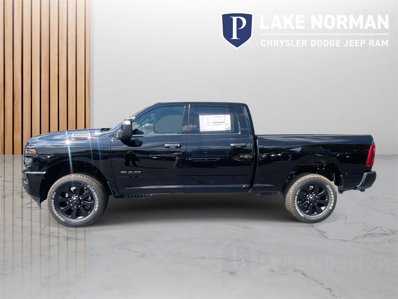 2026 Ram 2500 Big Horn photo 2