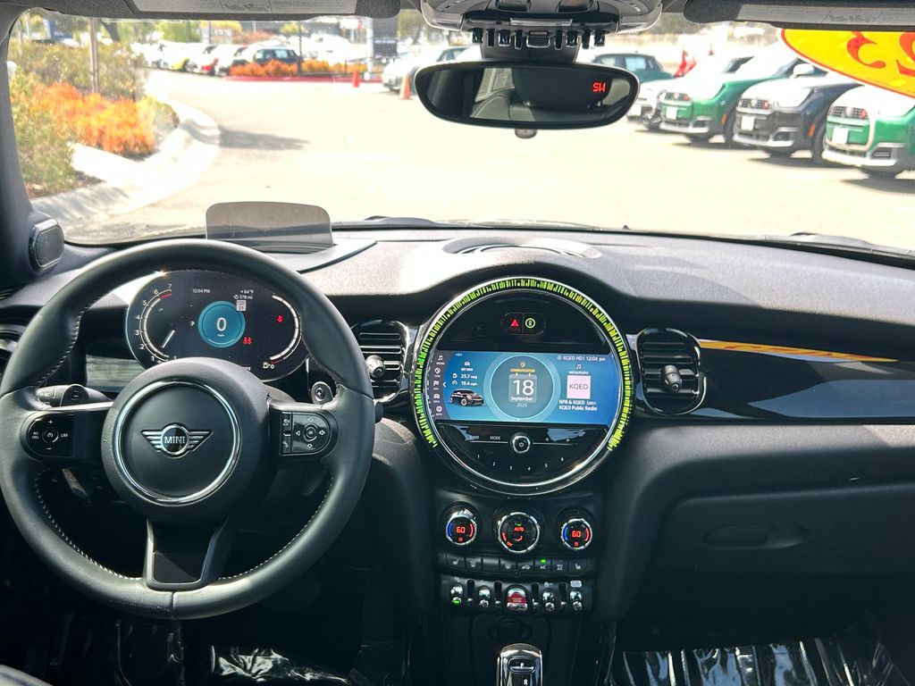 View 32