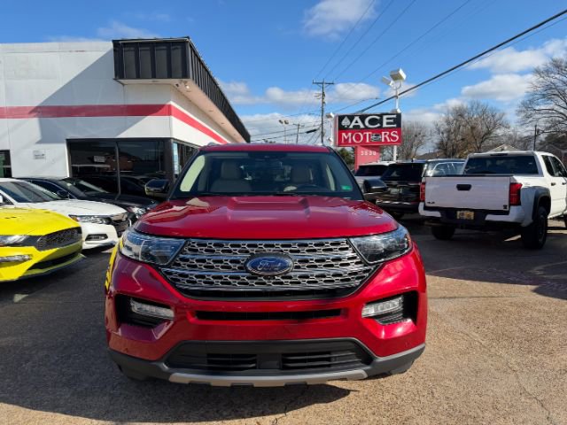 2024 Ford Explorer Limited's photo