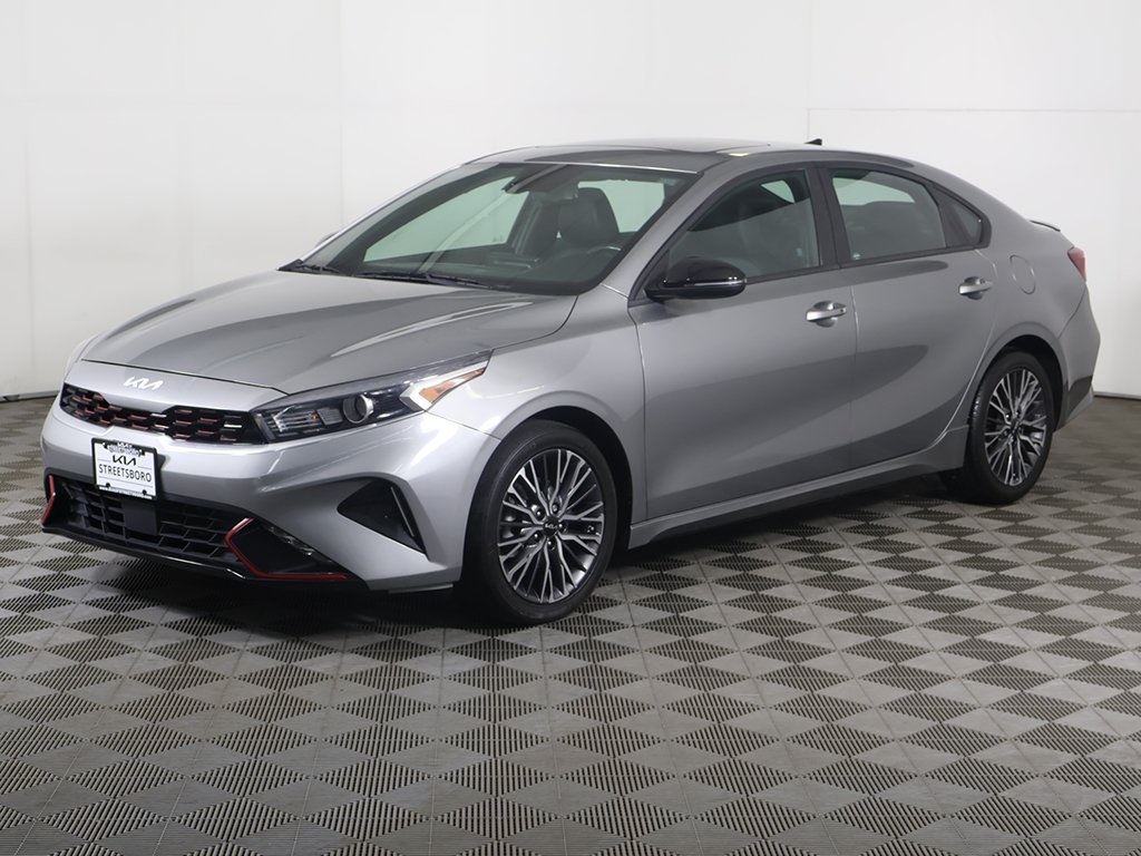 2023 Kia Forte GT-Line photo 8