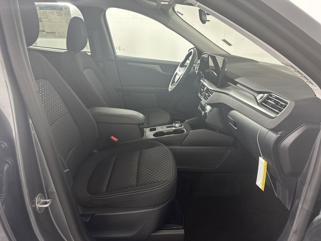 2025 Ford Escape Active photo 10