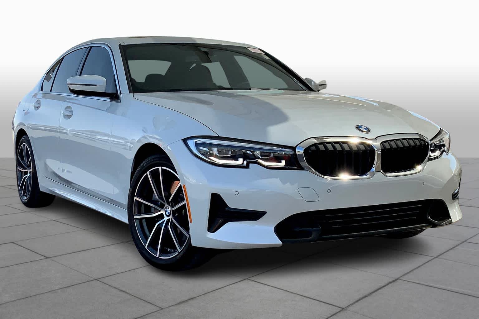 2022 Bmw 330i photo 2