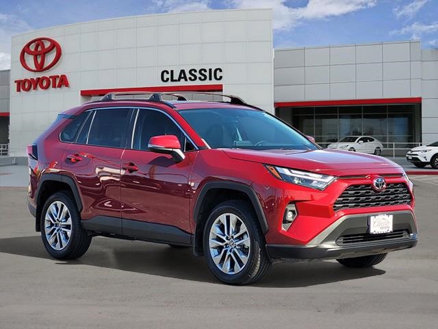 2023 Toyota RAV4 XLE Premium's photo