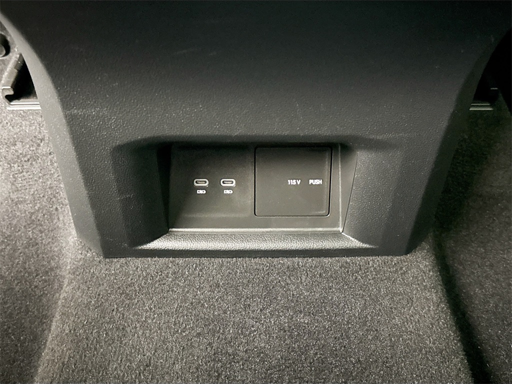 2022 Volkswagen Atlas V6 SE Technology photo 17