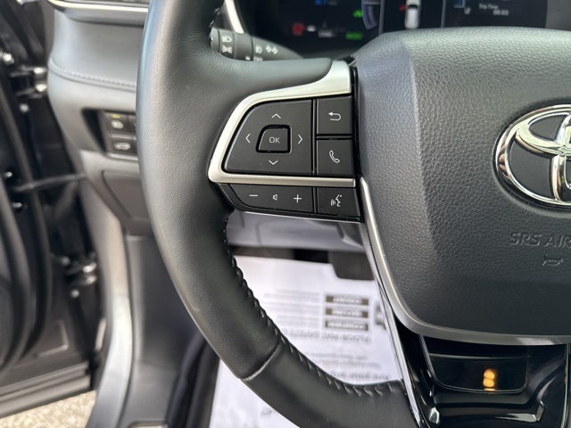 2023 Toyota Highlander Hybrid Platinum photo 16