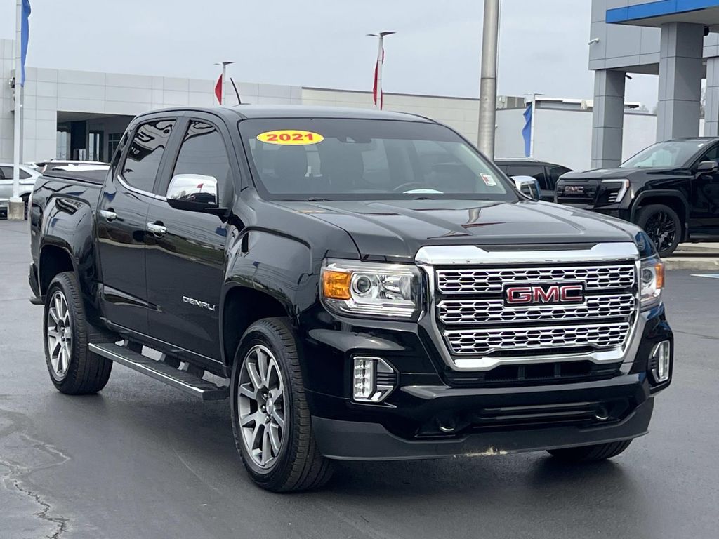 2021 GMC Canyon Denali's photo