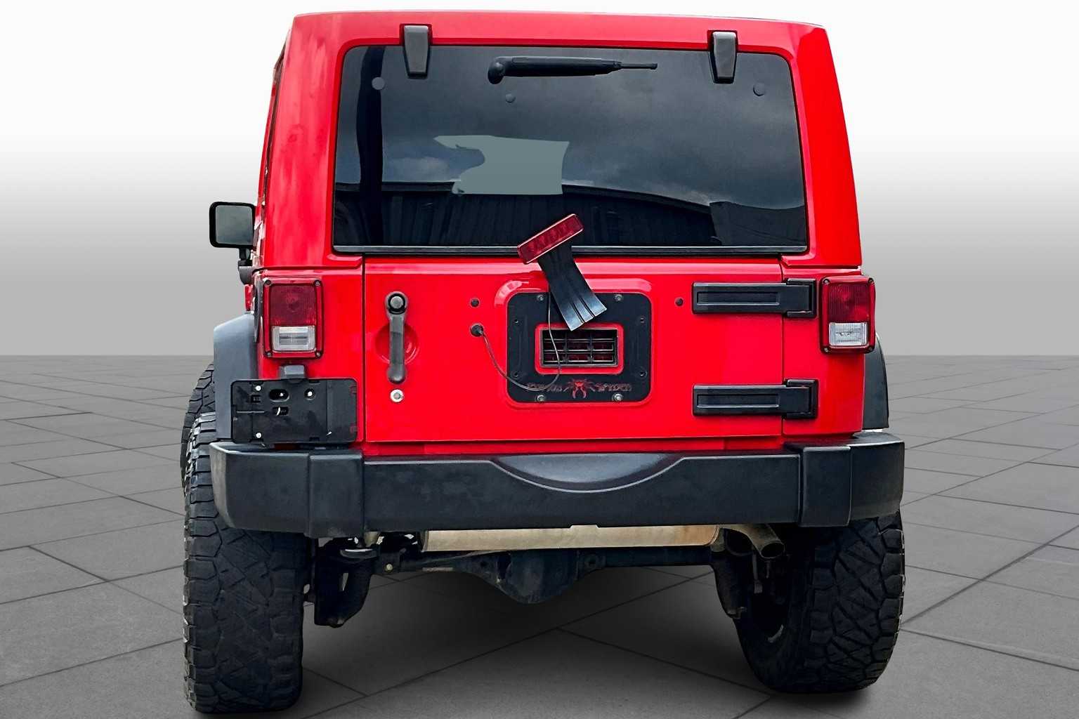 2015 Jeep Wrangler Unlimited Sport photo 4