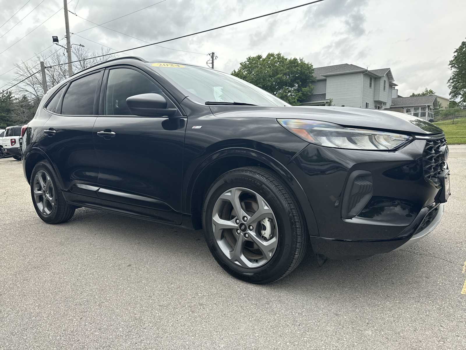 2024 Ford Escape ST-Line photo 3