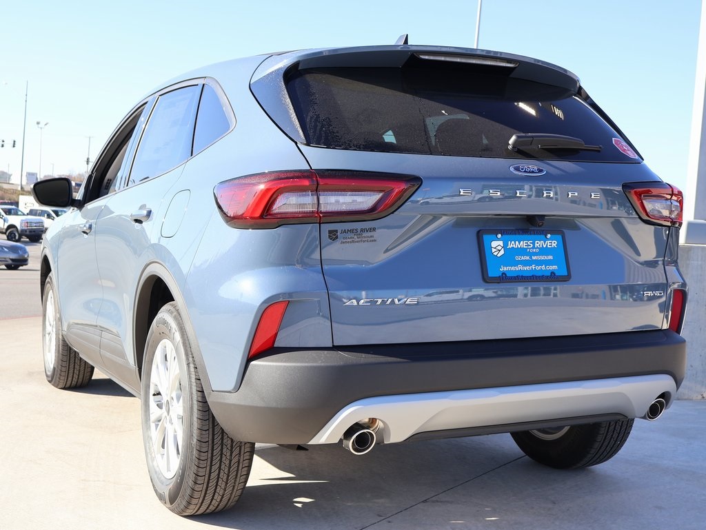 2026 Ford Escape Active photo 2