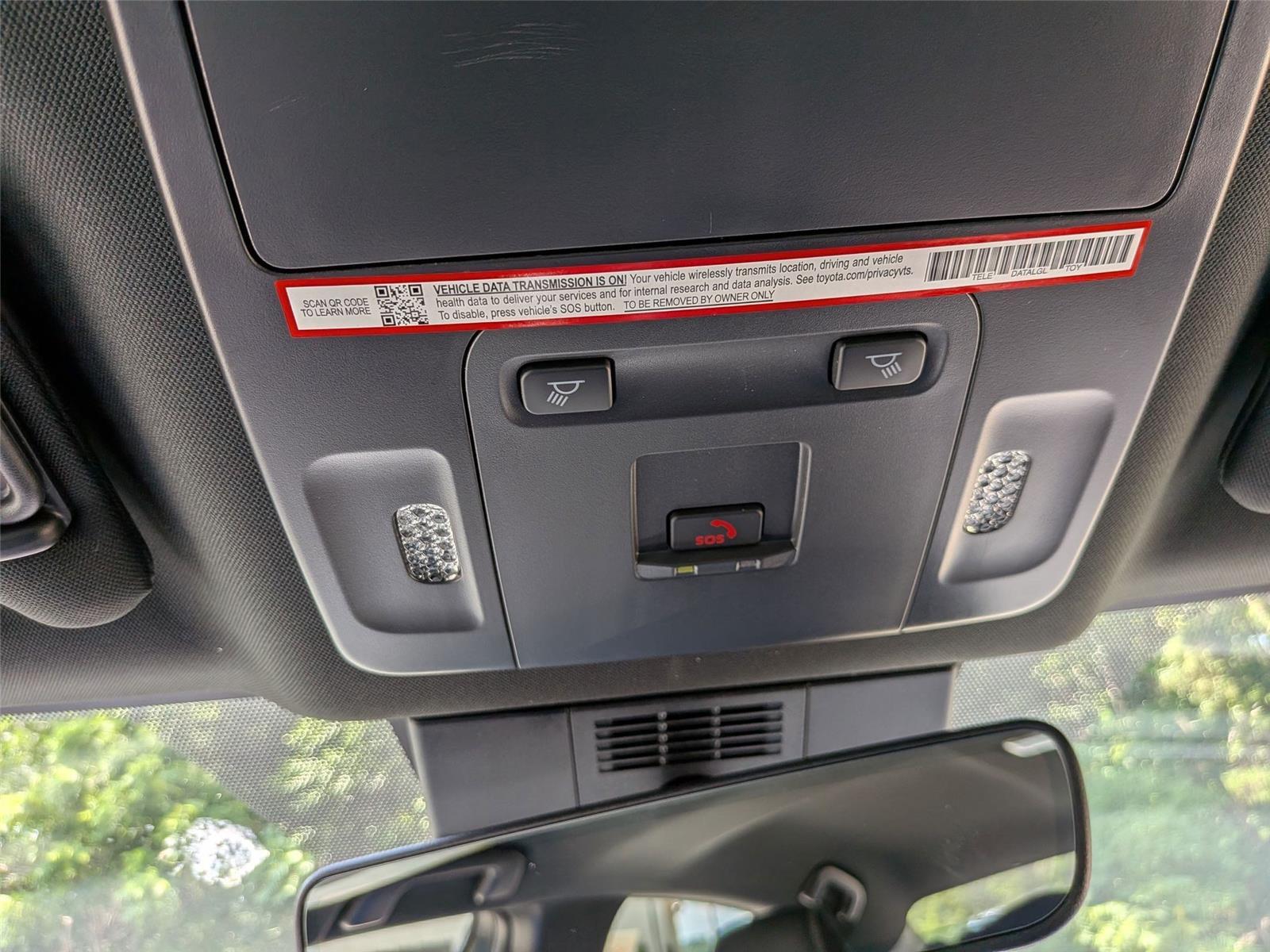 2025 Toyota Camry SE photo 23