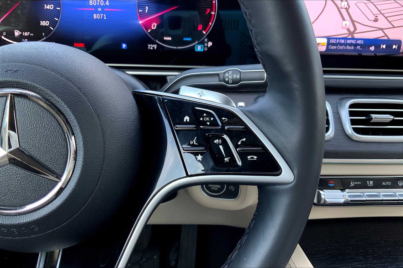2025 Mercedes Benz GLS 450 4MATIC photo 23