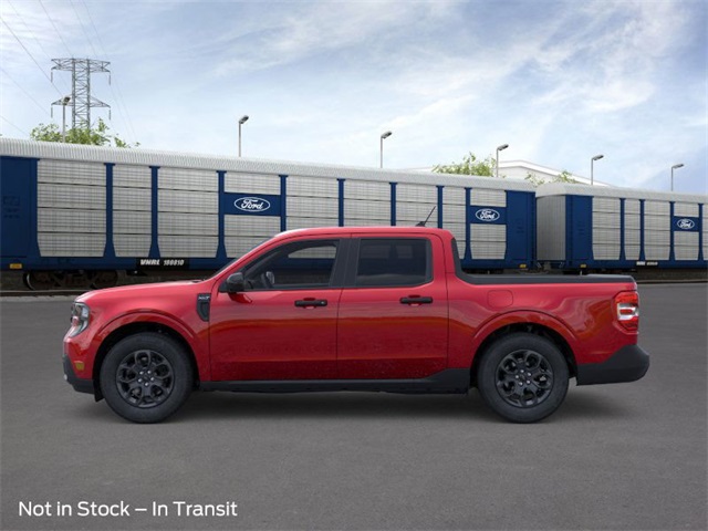 2025 Ford Maverick XLT photo 3