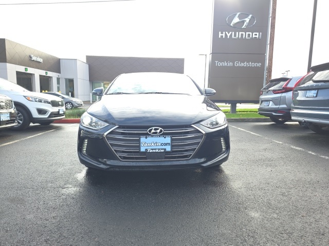 2017 Hyundai Elantra Limited photo 2