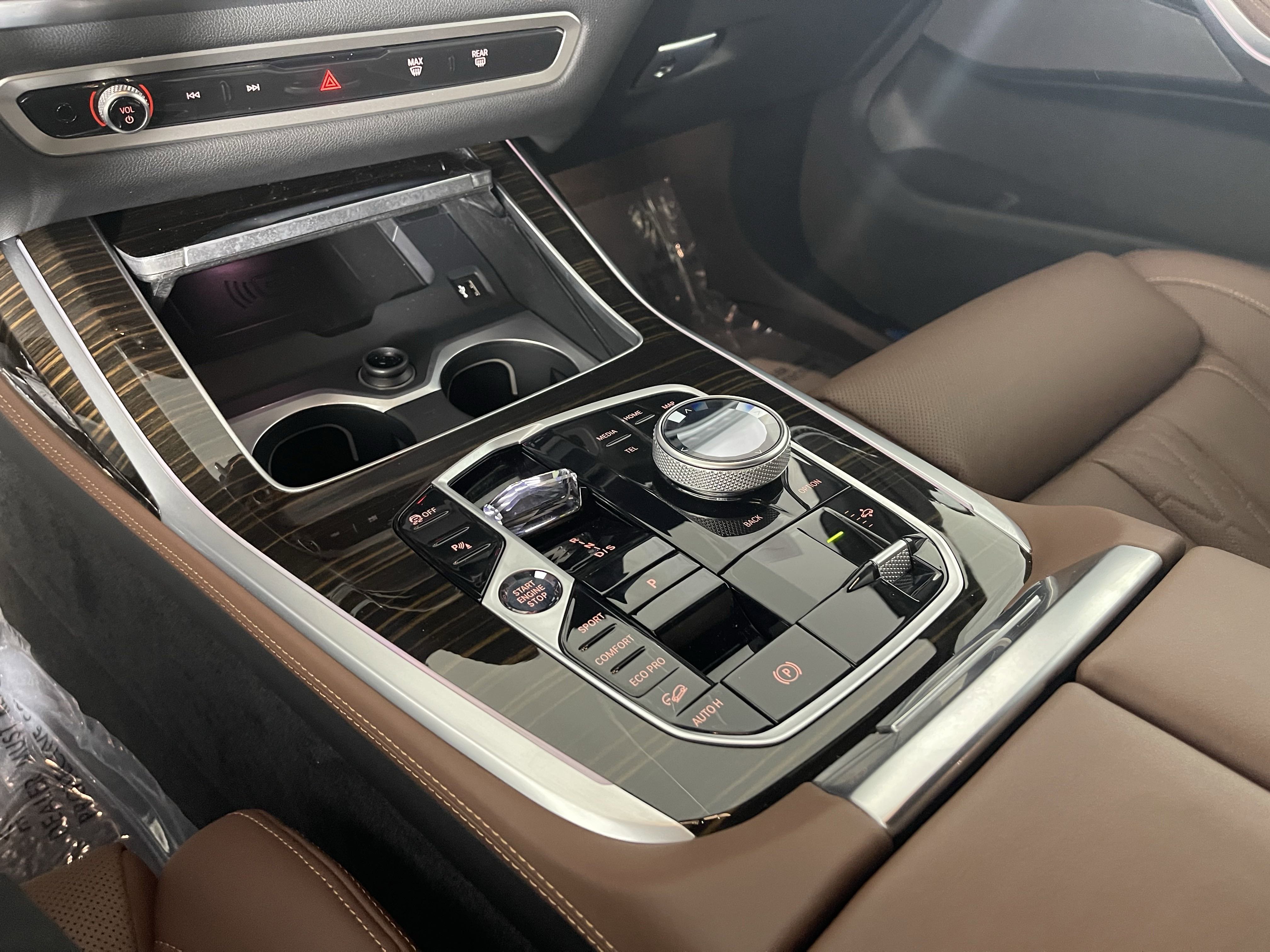 2025 Bmw X7 M60i photo 15