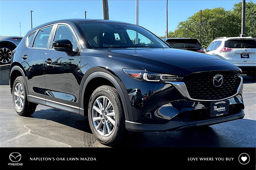 2025 Mazda CX-5 S's photo