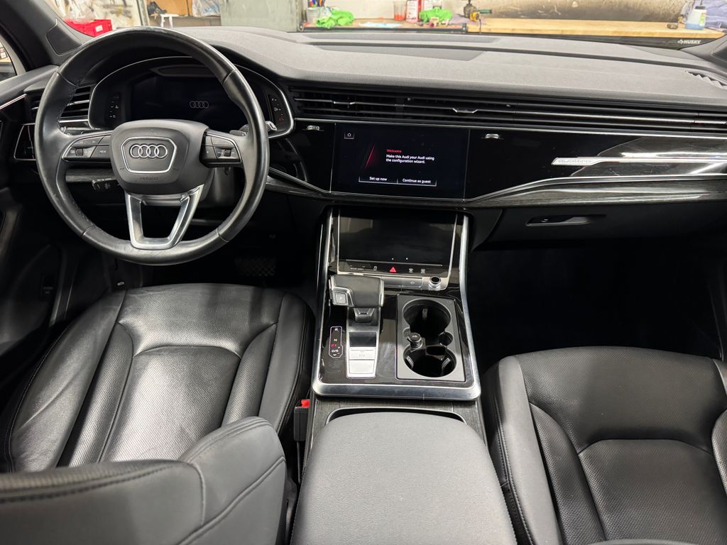 2021 Audi Q7 55 Prestige photo 15