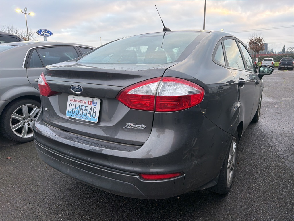 2017 Ford Fiesta SE photo 3