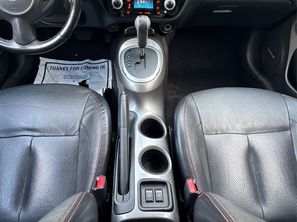 2017 Nissan Juke SL photo 20