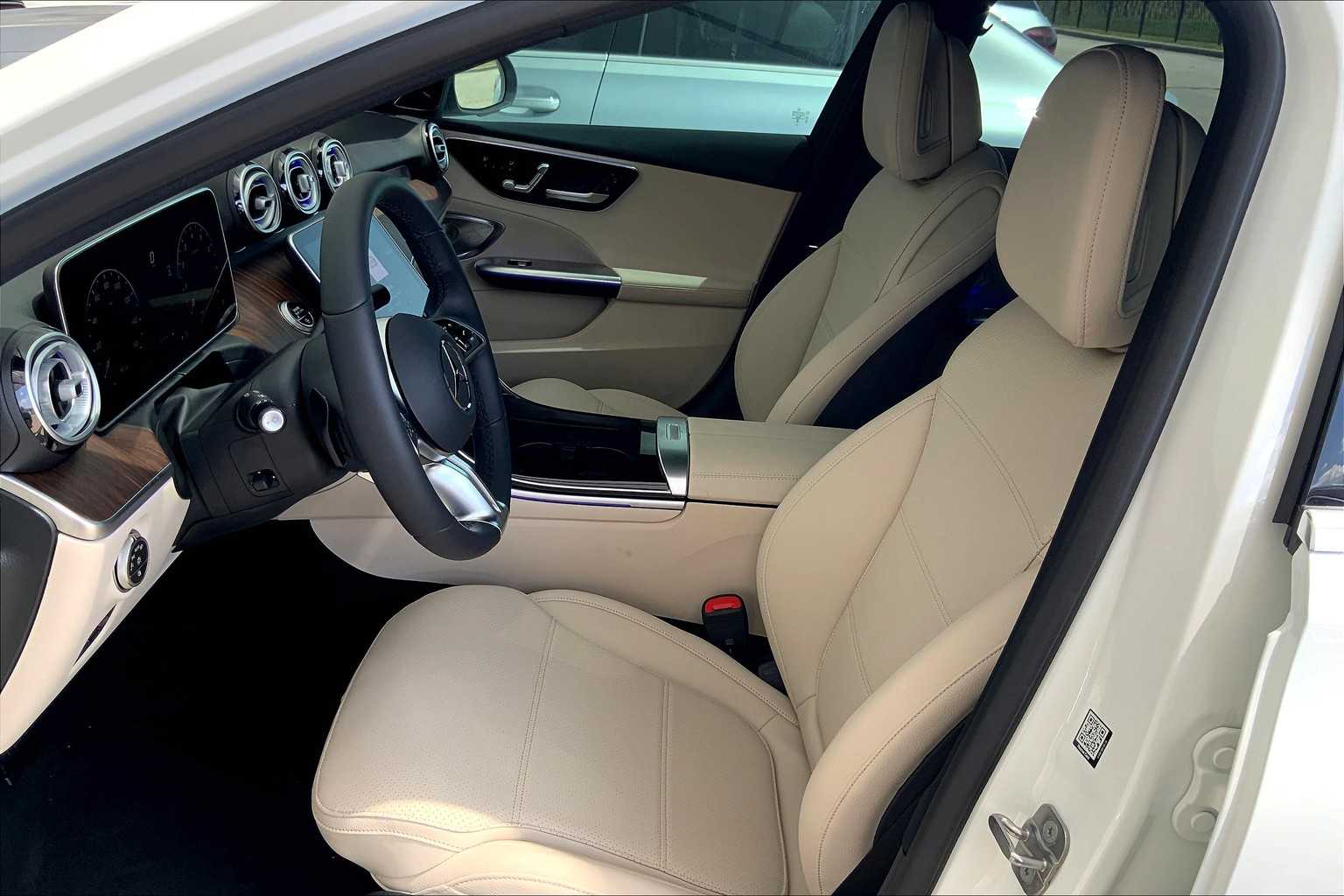 2025 Mercedes Benz C 300 4MATIC Sedan photo 15