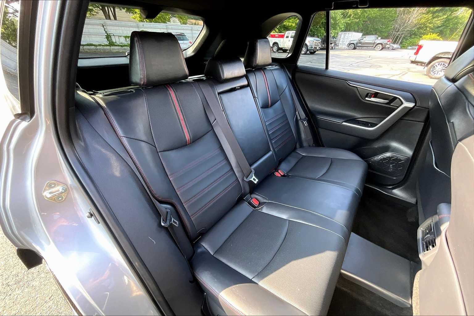 2023 Toyota RAV4 Prime XSE Premium photo 34