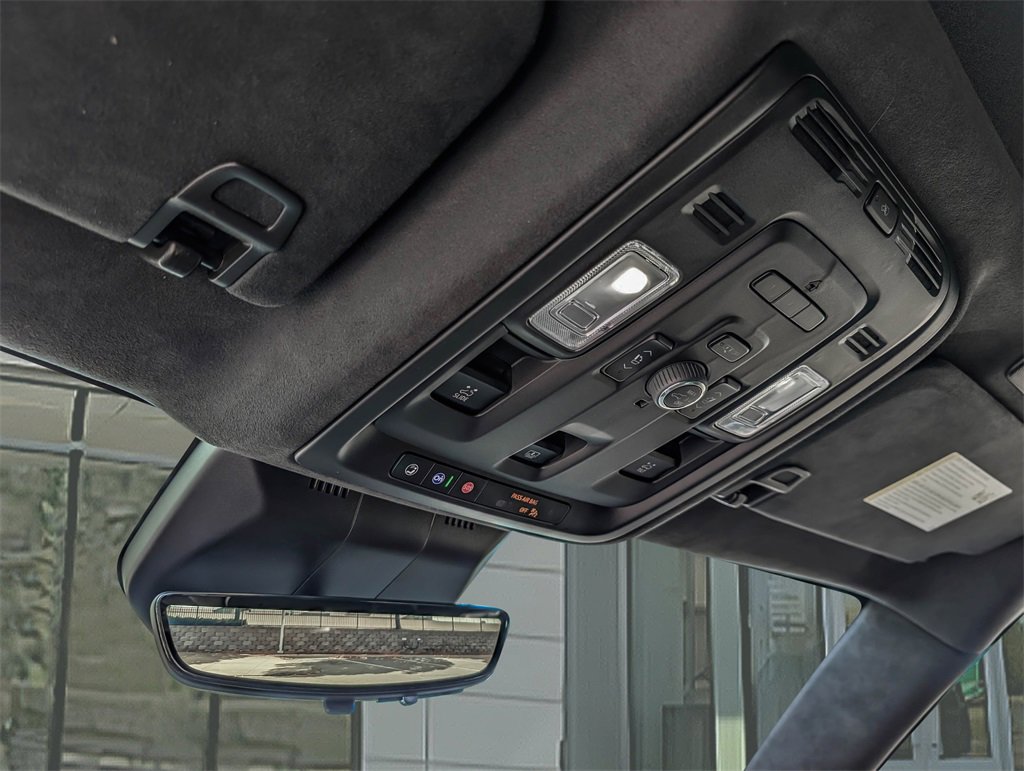 2023 Cadillac Escalade Premium Luxury Platinum photo 32