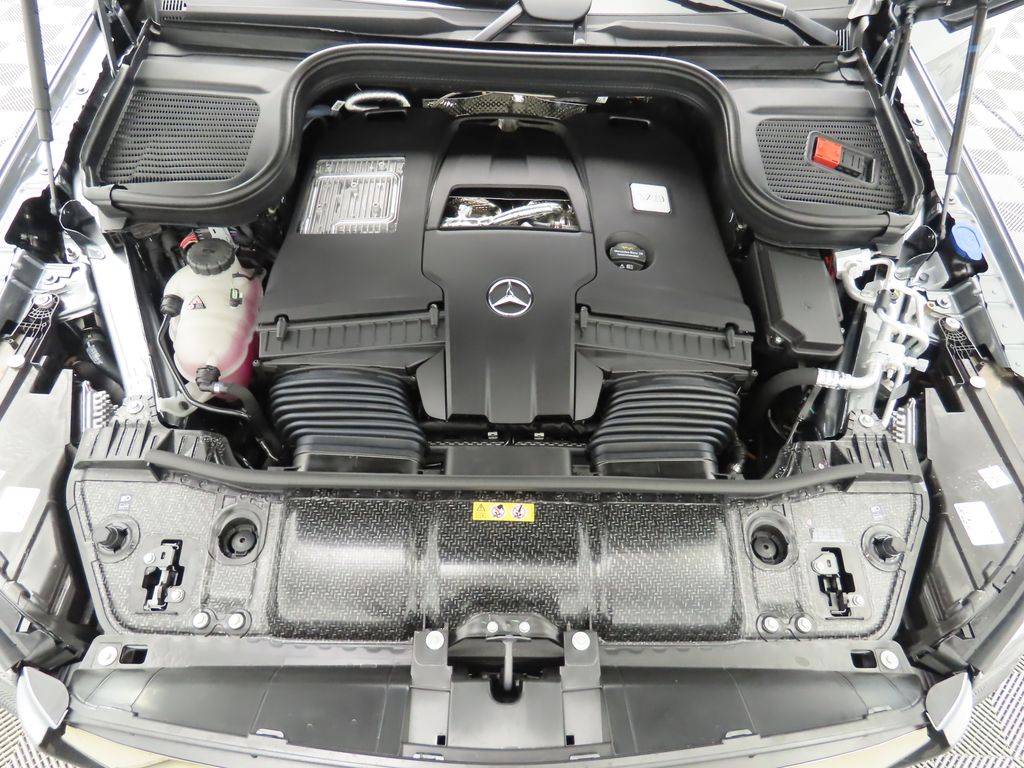 2026 Mercedes Benz GLS 580 4MATIC photo 30