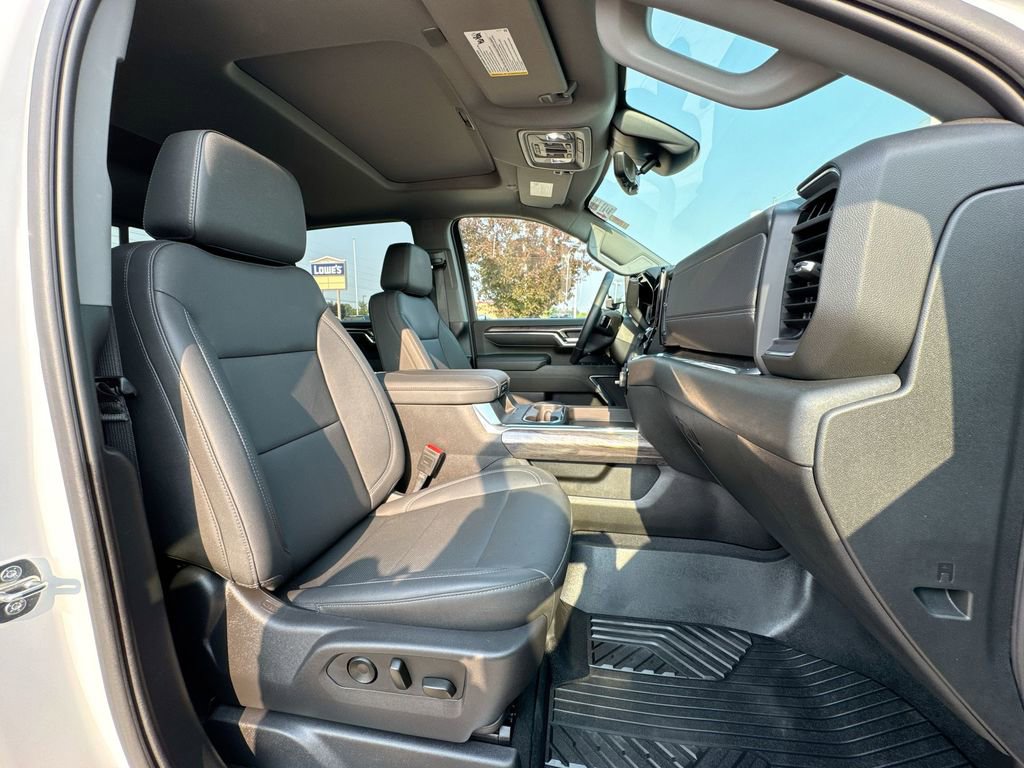 2024 Chevrolet Silverado 2500HD LTZ photo 26