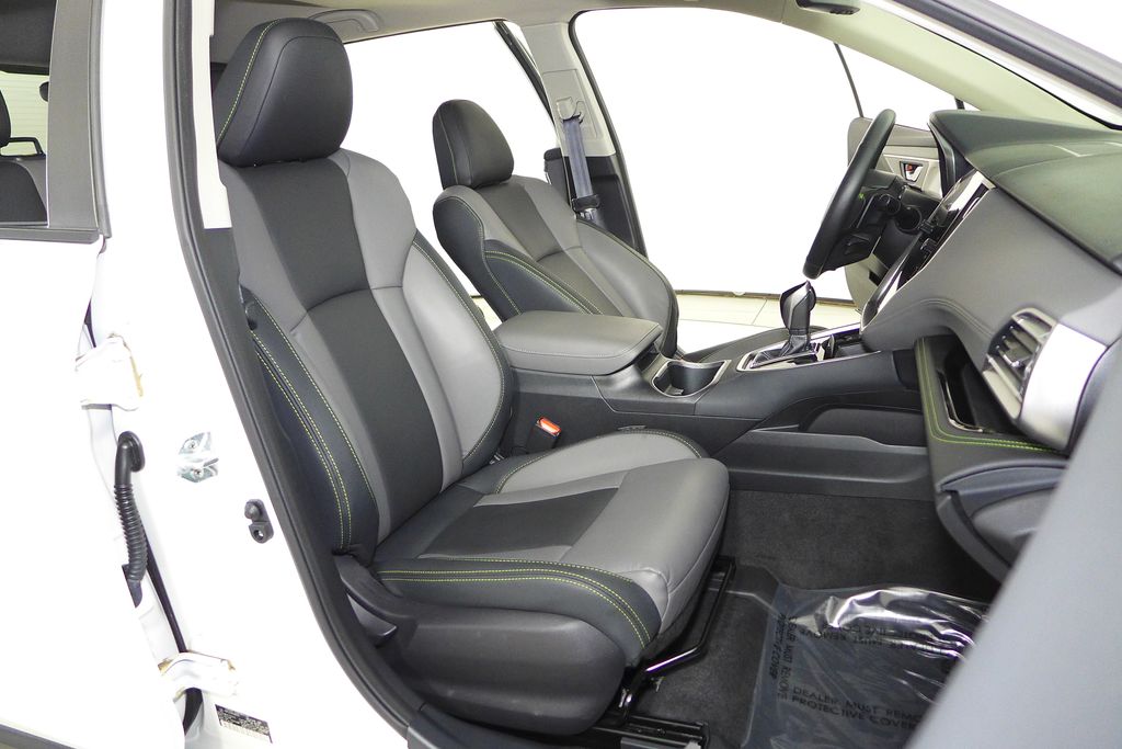 2024 Subaru Outback Onyx Edition photo 13