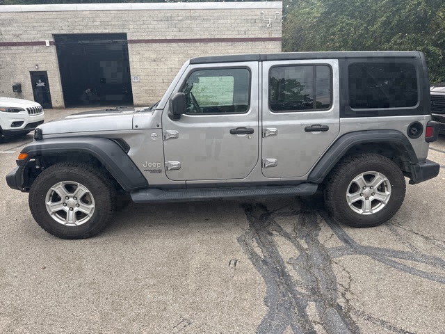 2018 Jeep Wrangler Unlimited Sport S photo 2