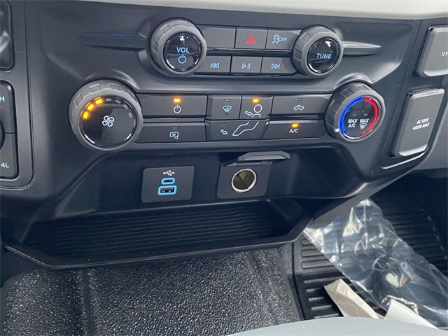 2025 Ford F-350 photo 17