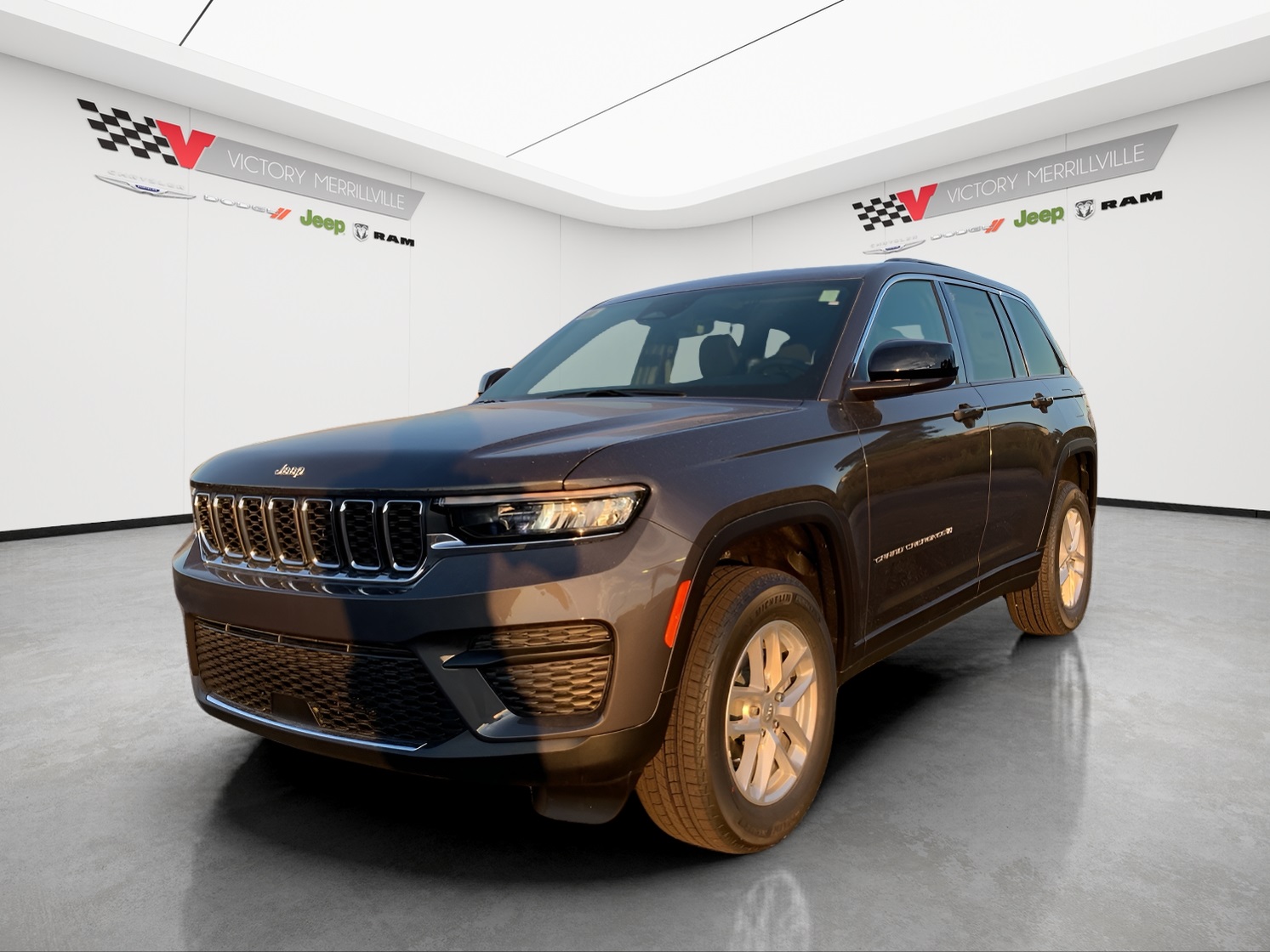 2025 Jeep Grand Cherokee Laredo's photo
