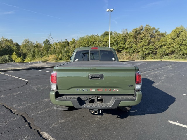 2022 Toyota Tacoma SR5 photo 3
