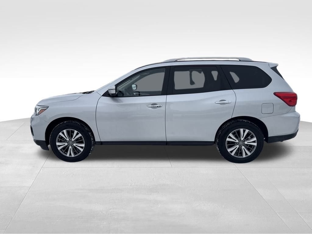2020 Nissan Pathfinder SL photo 2