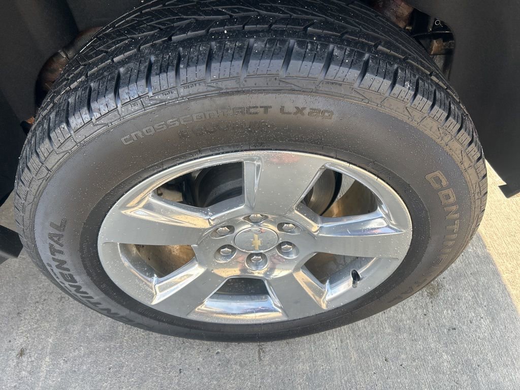 2019 Chevrolet Tahoe LT photo 19
