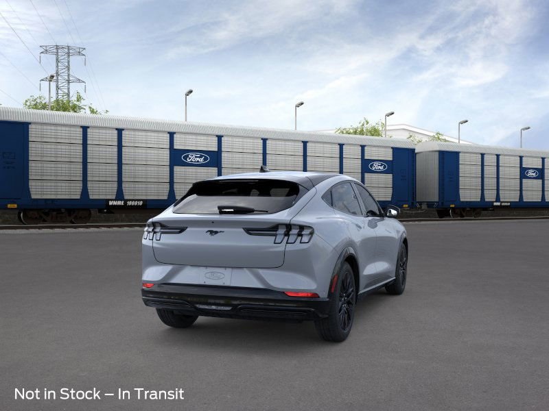 2025 Ford Mustang Mach-E Premium photo 4