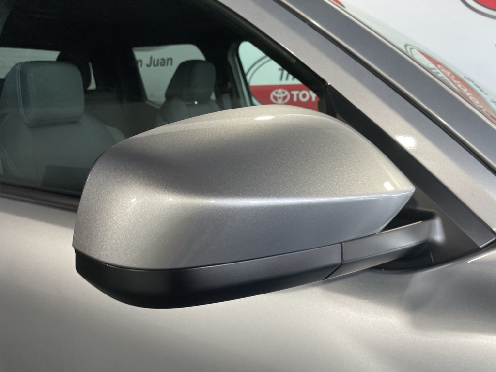 2025 Toyota Tacoma photo 8