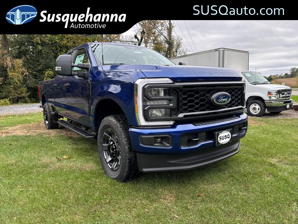 2026 Ford F-350 Super Duty XL's photo