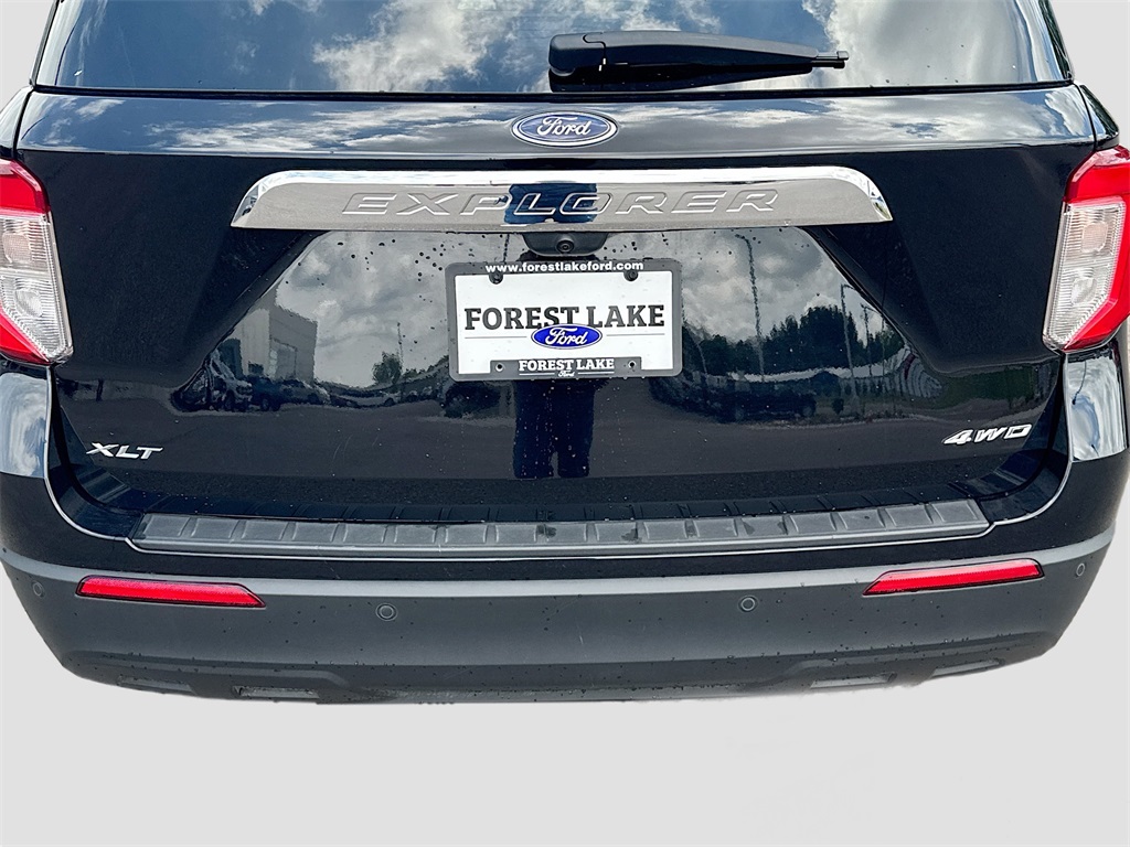 2023 Ford Explorer XLT photo 19