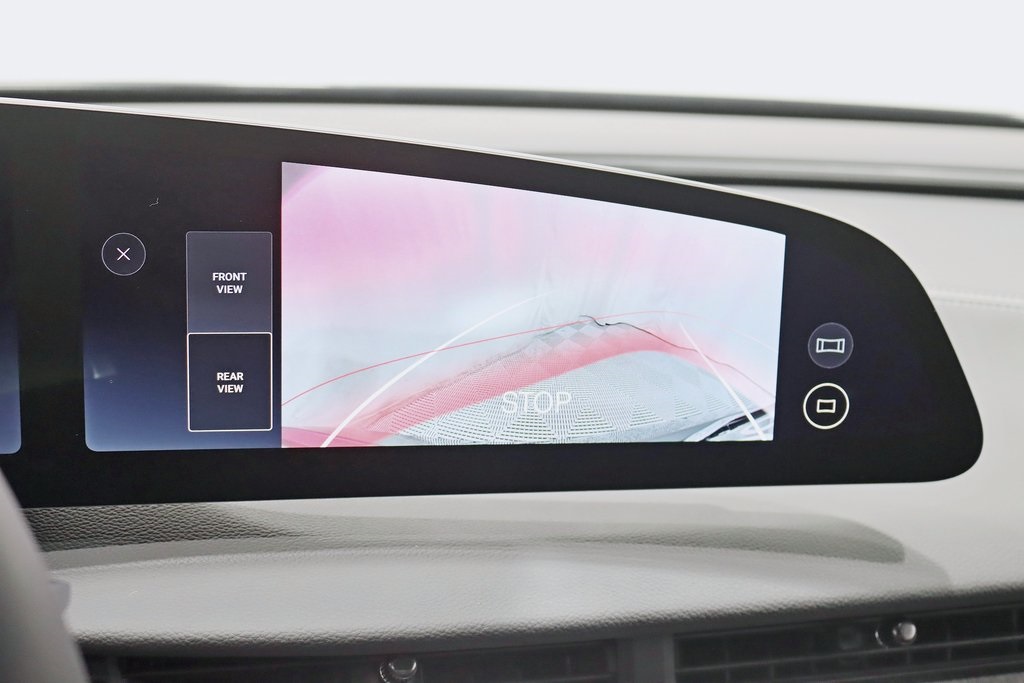 2025 Lucid Air Touring photo 19