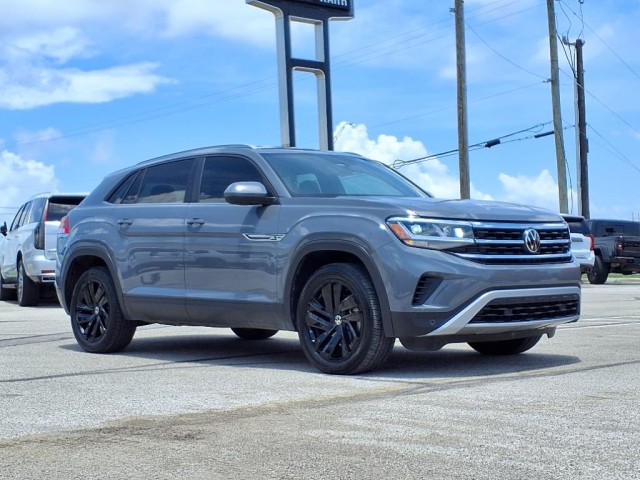 2022 Volkswagen Atlas Cross Sport SE w/Tech's photo