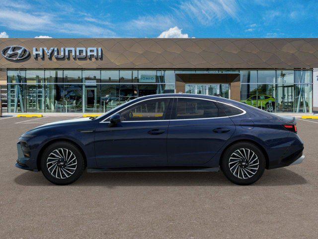 2025 Hyundai Sonata Limited photo 3