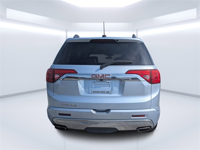 2017 Gmc Acadia Denali photo 3